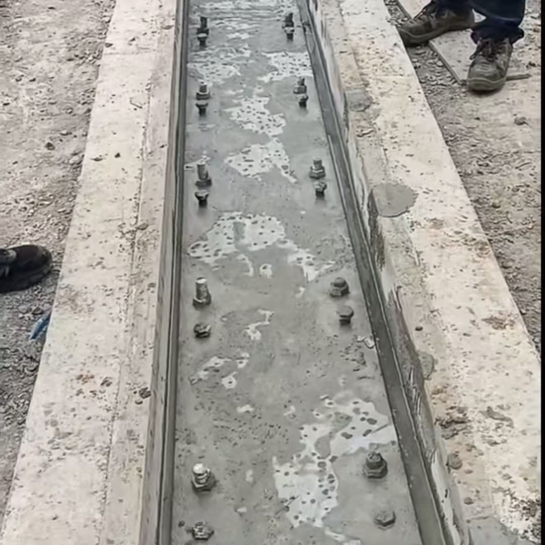 阳高港口码头起重机龙门吊重型机械设备稳固用早强快凝轨道胶泥